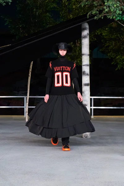 Look 136